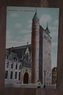 Maastricht O. L. Vrouwe kerk Darmowa dostawa