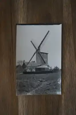 Ansichtkaart met Molen Ostatnia szansa