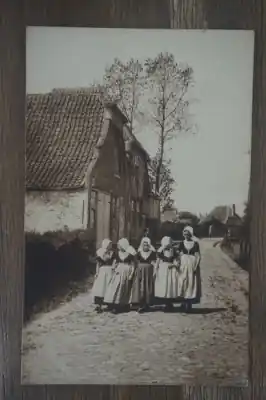 Zeeland Op weg naar school Oferta
