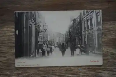 Dordrecht Voorstraat Niska cena