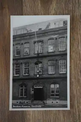 Dordrecht Benthien Kazerne Wyprzedaż